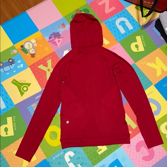 Lululemon Jacket - Picture 2 of 3